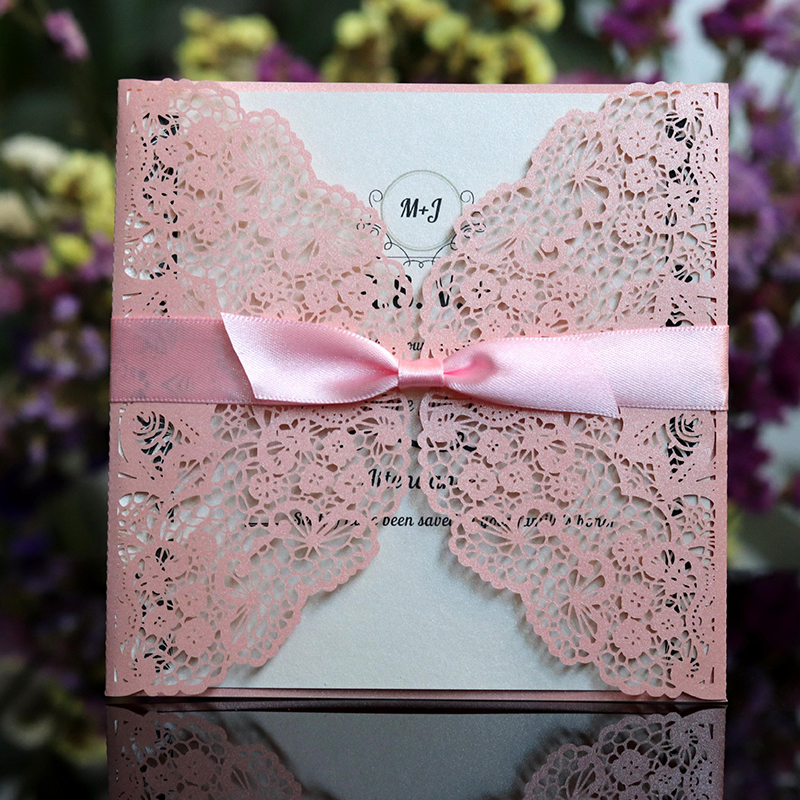 

100pcs Laser Cut Wedding Invitation Card Square Elegant Lace Greeting Card With Ribbon Personalized Wedding Party Favor Supplies