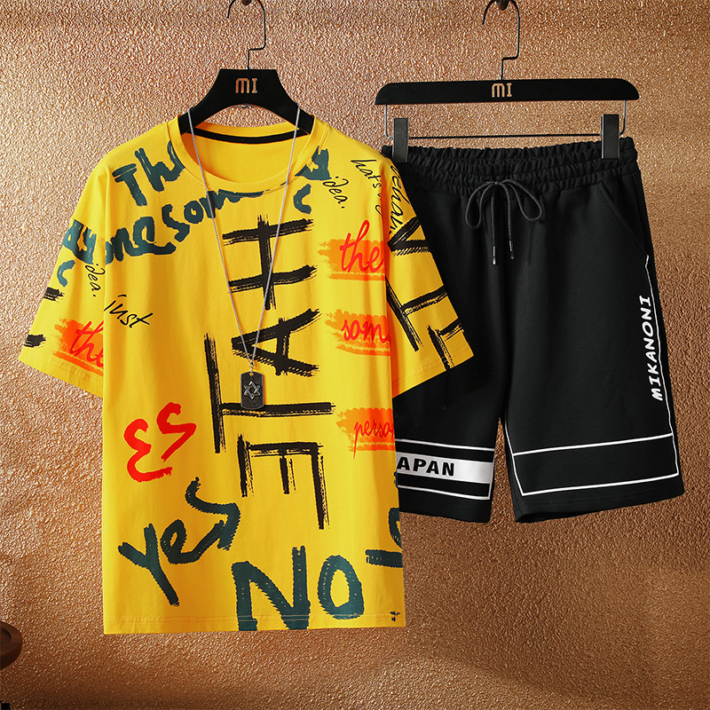 

Summer fashion youth sports casual T-shirt two piece shorts short sleeve suit for men, White