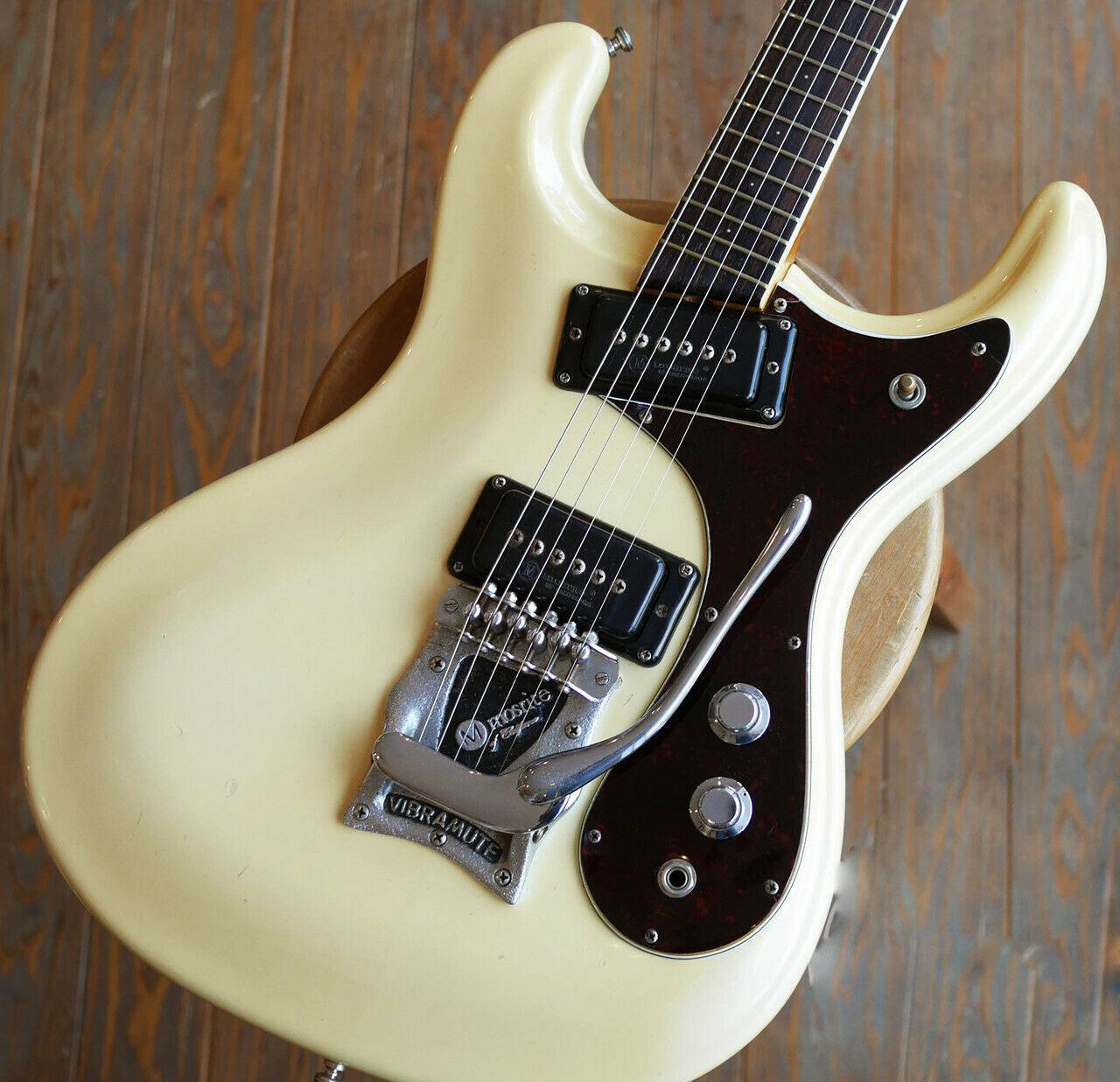 

Johnny Ramone Vibramute Mosrite Venture 1966 Cream White Electric Guitar Bigs Tremolo Bridge, Black P90 Pickups, Small Dot Inlay