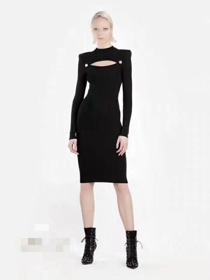 Noël ins vente en gros piste nouvelle automne chaud haut de gamme col rond manches longues bouton lambrissé évider robes de soirée