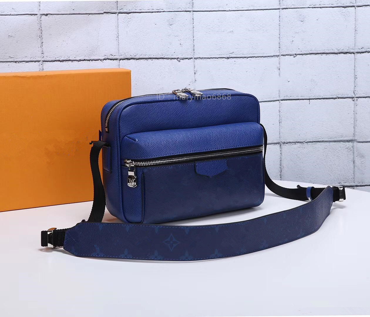 Femmes Hommes Top qualité cuir dames sac à main original embrayage sac dame de haute qualité sac à bandoulière rétro expédition M30233