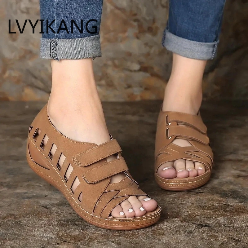 

2020 NEW Sandals Women Summer Fashion Solid Cutout Hook Loop Women Shoes Open Toe Casual Beach Ladies Plus Size Sandals, Beige