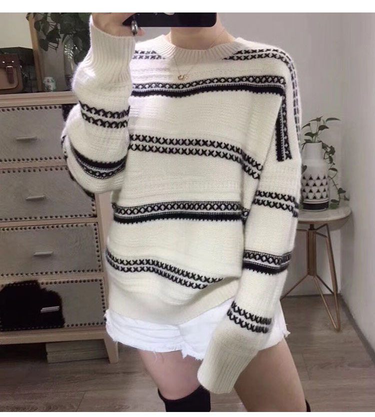 

New round neck sweater autumn and winter striped knit pullover loose long-sleeved women's bottom coat sweater-Free shipping, White and black