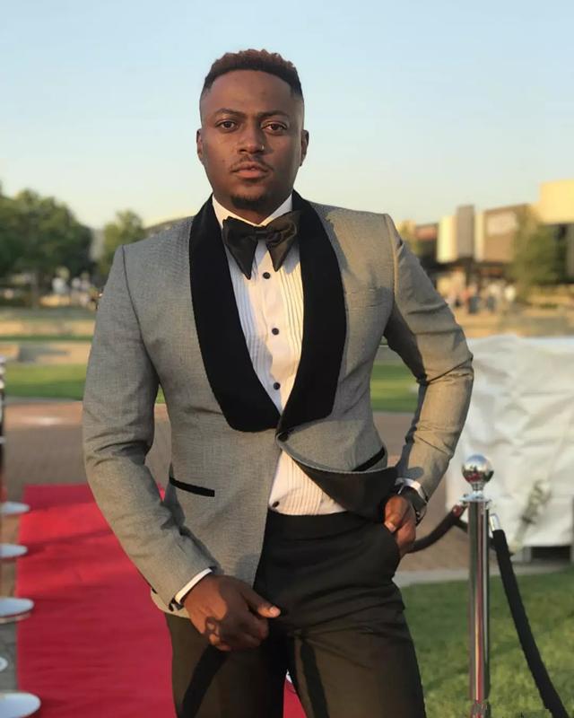 

Classic Shawl Lapel Wedding Tuxedos Slim Fit Suits For Men Groomsmen Suit Two Pieces Prom Formal Suits (Jacket+Pants+Tie) 904, Same as image