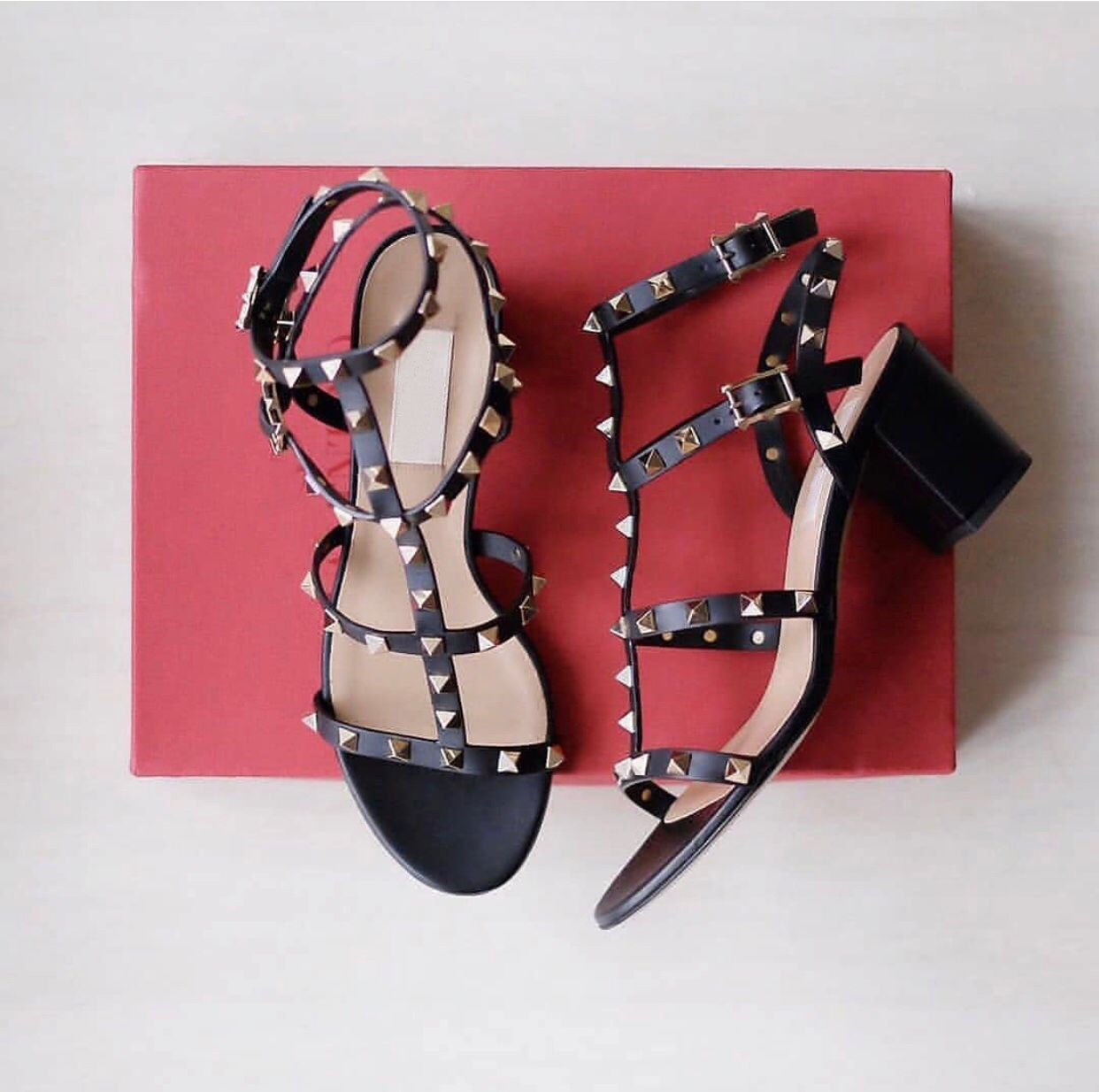 

Luxury Summer Women Sandals High Heels Lady Rock Studs Strappy Chunky Heels Sandalia Feminina Ladies Gladiator Sandals Nude,Black,White,Gold