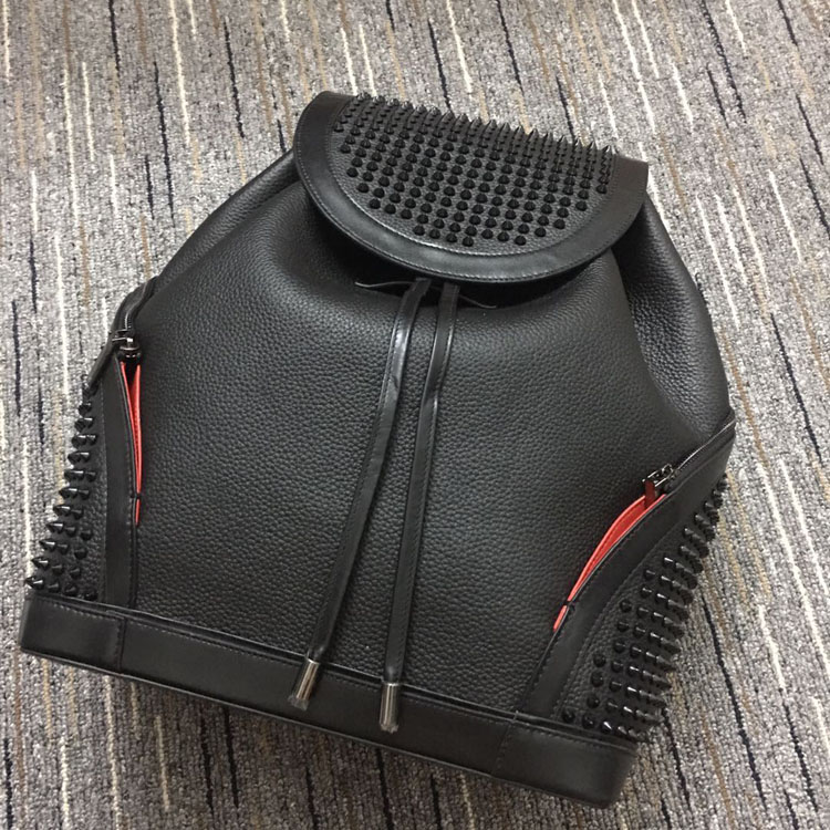 

Genuine Leather Style student travel bottom brands backpack men women rivet Backpack famous handbags Designer Girls boys Fashion School Bags