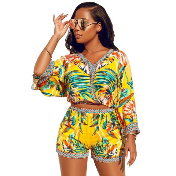 

2020 new Summer Women Tracksuits Fashion Designer Track Suits For Women Luxury Tops Shorts Casual Women Clothing -2XL Wholesale, Yellow