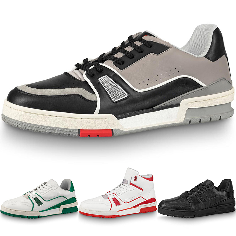 trendy sports shoes