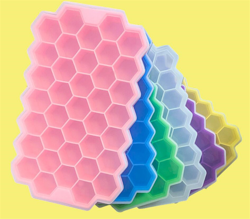 

BPA Free Honeycomb Ice Cube Tray 37 Cubes Silicone Ice Cube Maker Mold With Lids For Ice Cream Party Whiskey Cocktail Cold Drink
