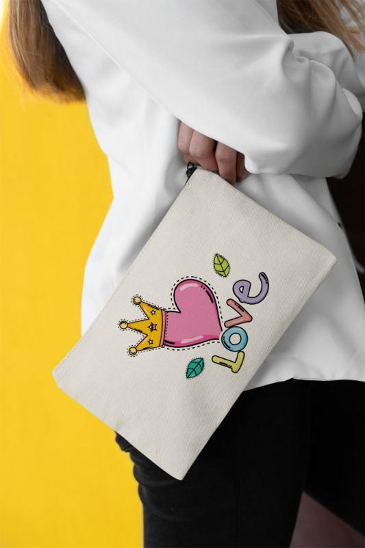 

Angemiel Clutch Crowned Heart Love Portfolio Hand Makeup Bag