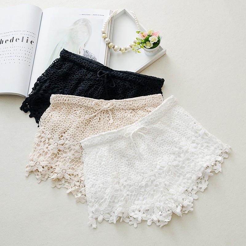

2020 New Summer Women Lace Shorts crochet white color female fringed edge Fashion shorts beautiful, Black
