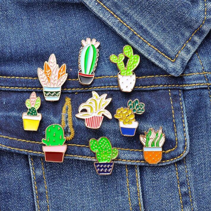 

Fashion Cartoon Plant Cactus Brooches Cute Mini Plant Pot Enamel for Women Denim Jackets Lapel Pins Hat Badges Kid Jewelry Accessories GD222