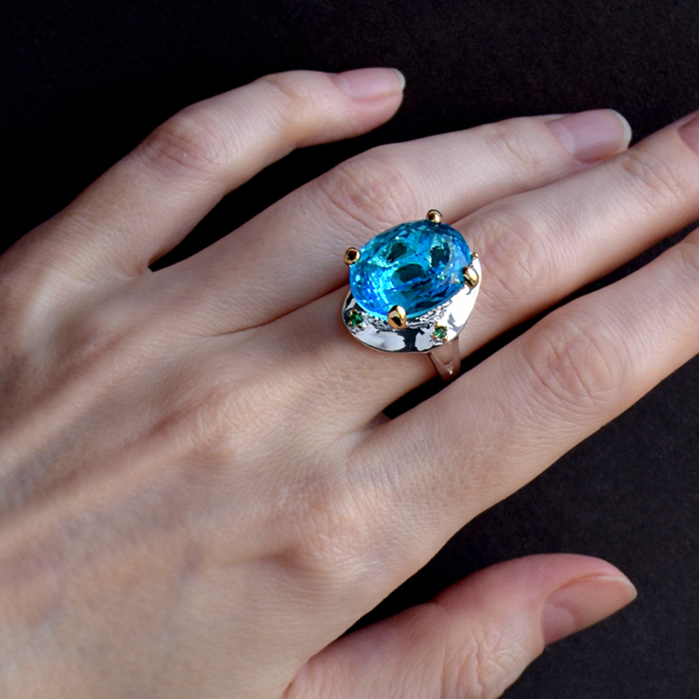 

Pretty Oval Blue CZ Ring Silver 2 tone color Jewellery Beautiful Big stone Rings Female Latest Jewelry