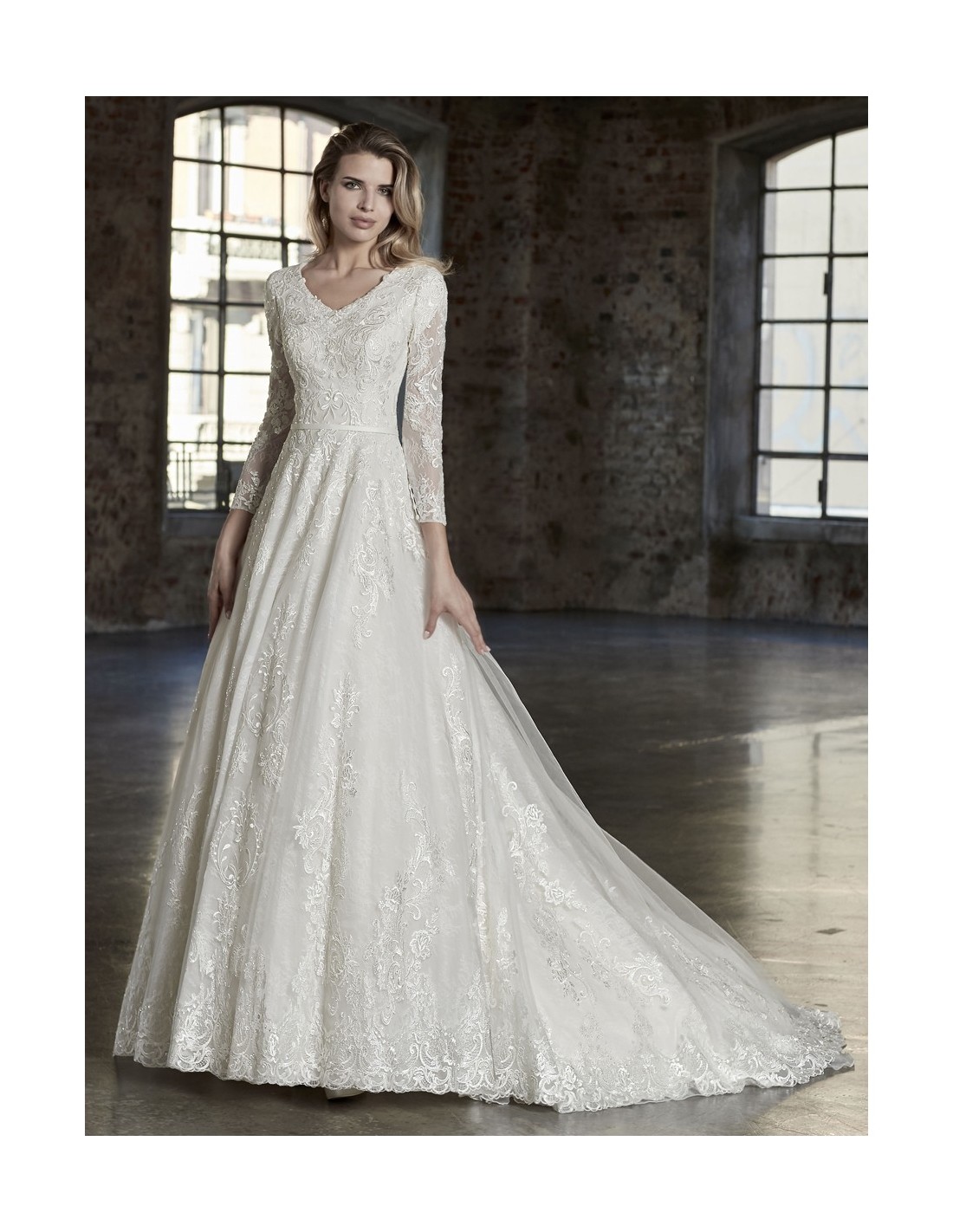 

2019 New A-line Lace Modest Wedding Dresses With Long illusion Sleeves V Neck Buttons Back Religious Bridal Gowns Sleeved Custom Made, Ivory