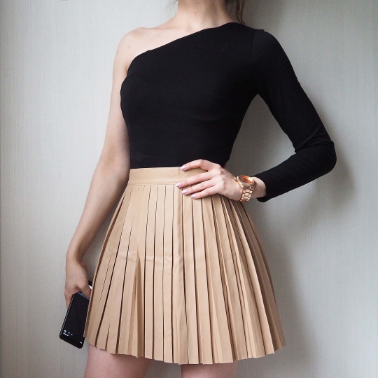

High Waist Black Apricot Pleated Skirts Womens Fashion Pu Streetwear Jupe Femme Saia Preppy Style Autumn Winter Women Mini Skirt