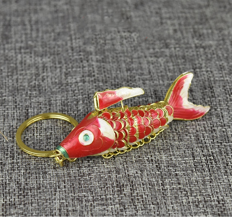 

5.5cm 8.5cm Vivid Swing Animal Koi Fish Keychain Keyring Cute Enamel Lucky Carp Fish Key chains for Women Men Christmas Gifts with box