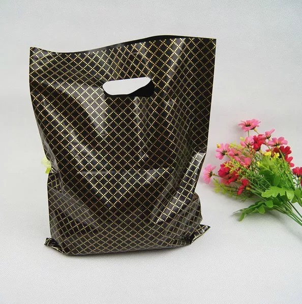 

50pcs/lot Black Lattice Large Plastic Shopping Bags Thick Boutique Gift Clothing Packaging Plastic Gift Bag With Handles