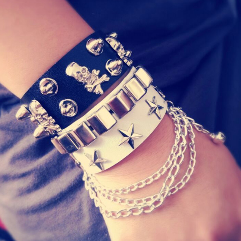 

Vintage Retro Rivet Punk Cool Hip Hop Accessorie Leather Skull Skeleton Biker Bracelet Skull bracelet Men and Women Jewelry