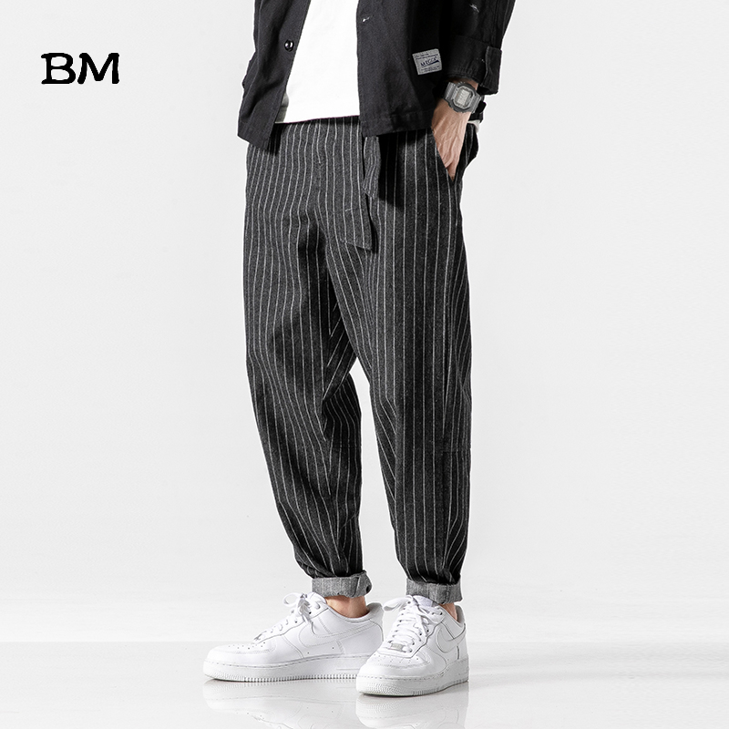 

Men's 2020 Streetwear Loose Harajuku Denim Pants Men Autumn Winter Striped Oversize Harem Pants Male Fashion Pockets Jeans 5XL, Black