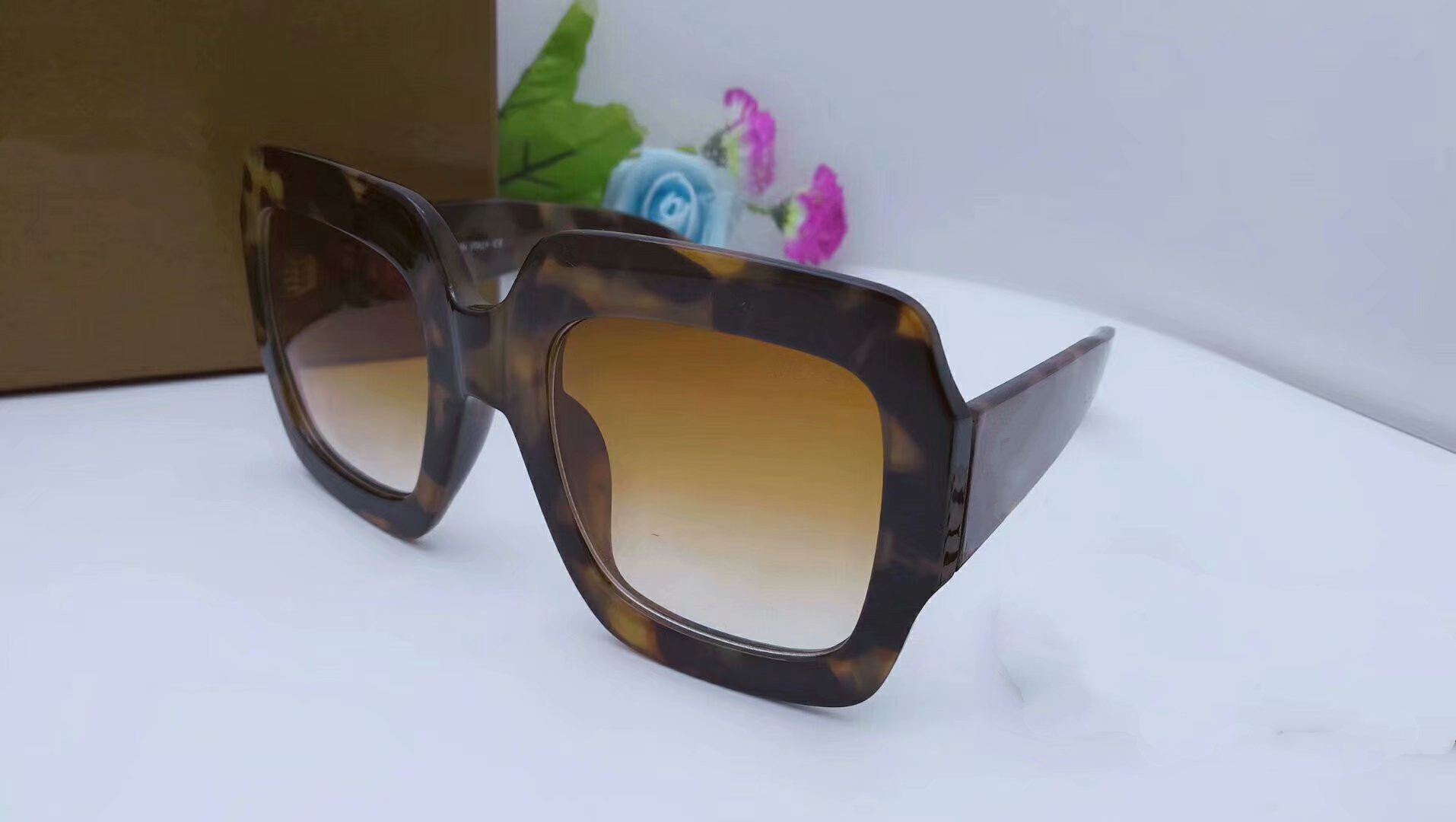 

Brand Designer Square Summer Style Women Sunglasses Ladies Full Frame Sunglasses UV Protection Fahion Mixed Color With Box