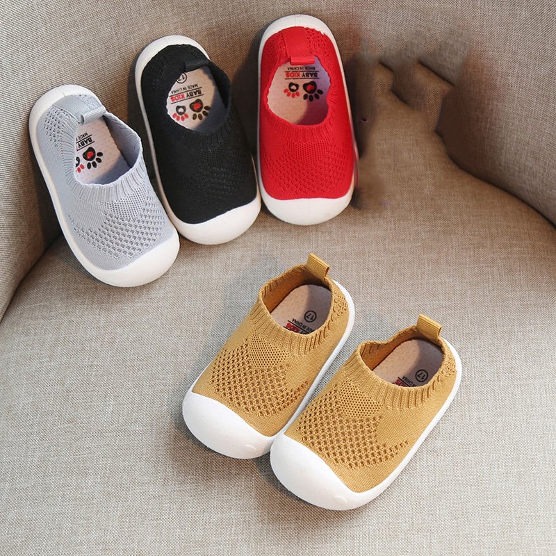 baby boy trainers size 4