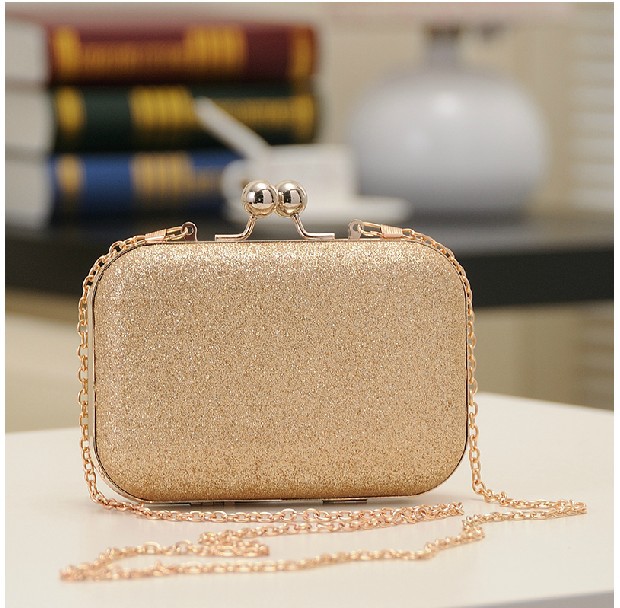 

2020 New Women's Dinner Bag European and American Women's Bag Round Mini Fashion Sequin Hand Chain Silver Pouch, Sky blue