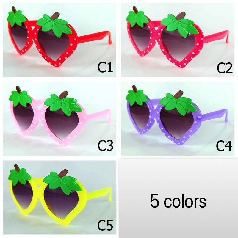

Fruit Kids Sunglasses Strawberry Shape Frame Cut Children Sun Glasses Pineapple Style Party Eyewear Wholesale