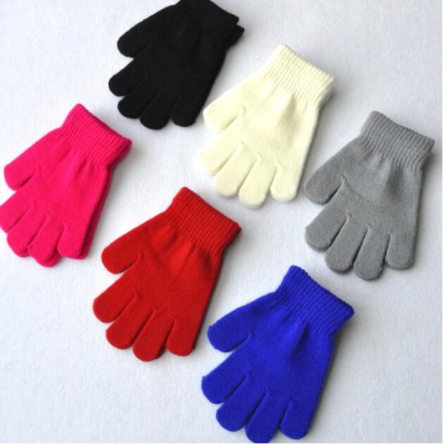 

Kid's Winter Magic Gloves Children Stretchy Warm Magic Gloves Boys or Girls Knit Gloves 7 to 11 Years 12 Random color