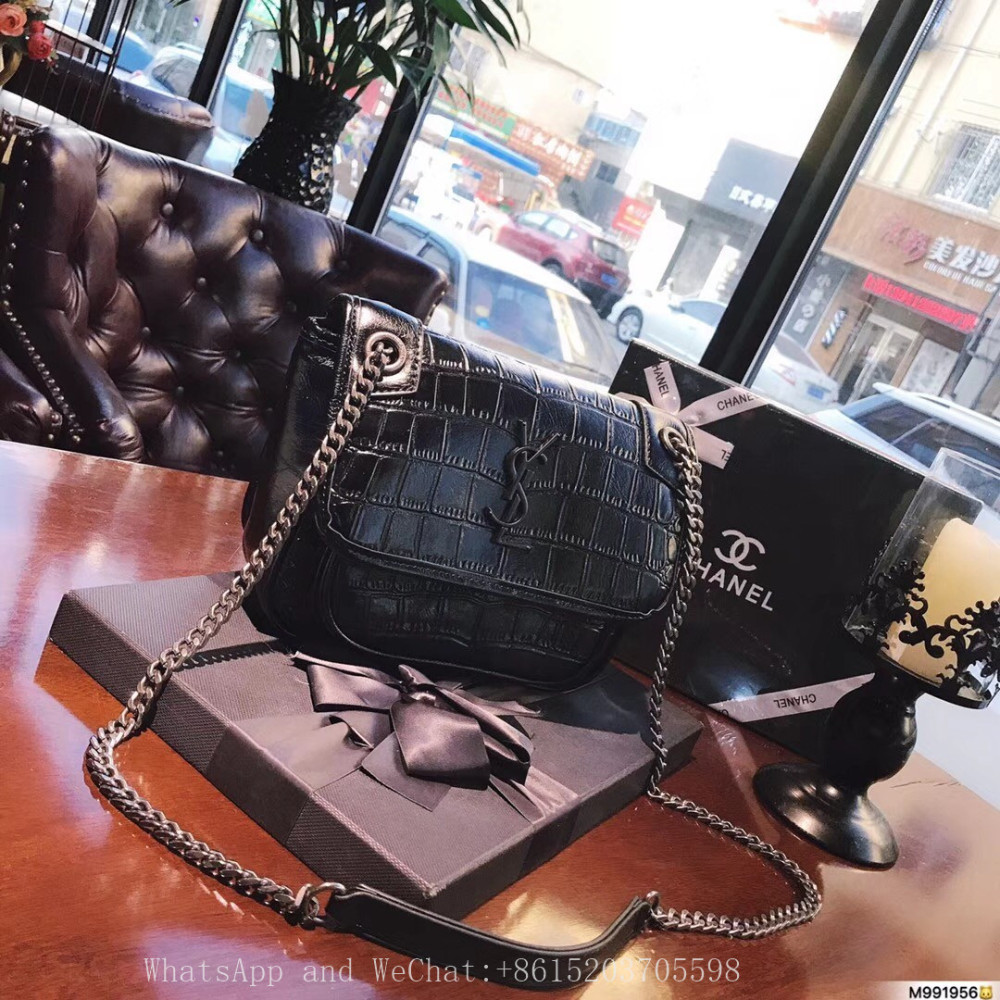 amazing bags boutique