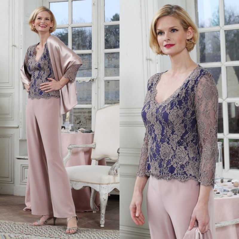 

Elegant Mother Of The Bride Pant Suits With Wrap Long Sleeves Three Pieces Wedding Guest Dress Lace Appliqued Evening Gowns