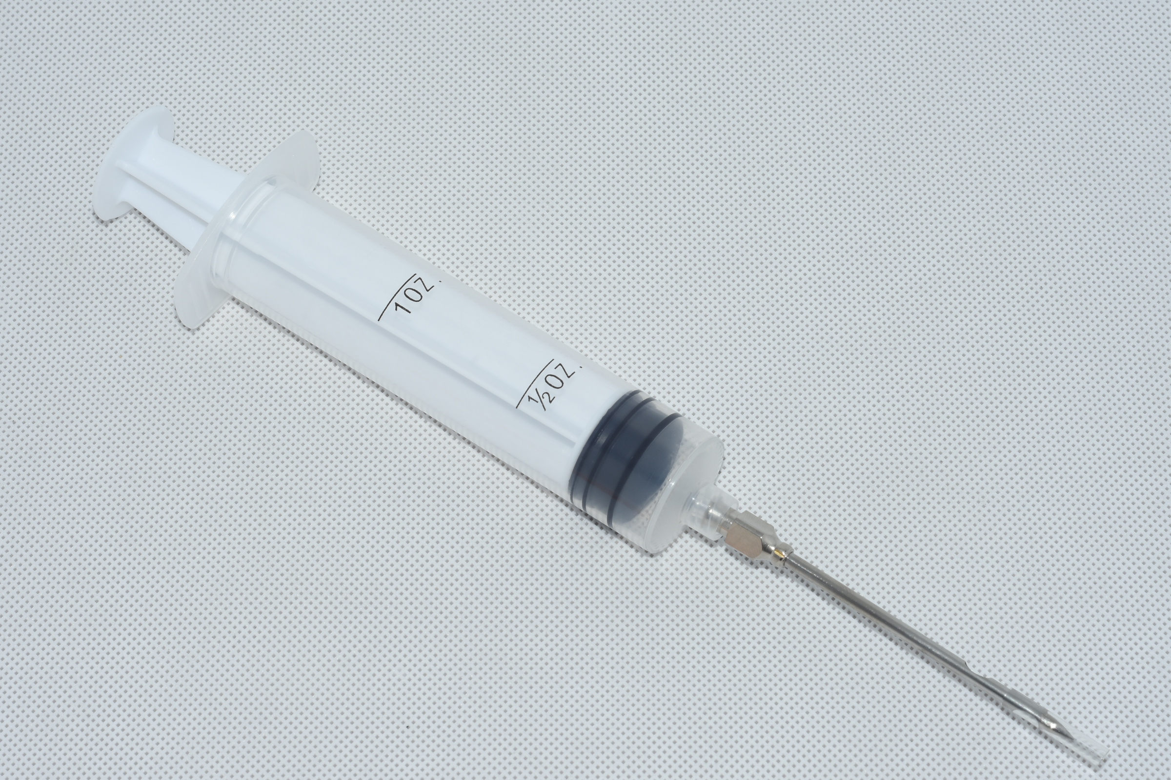 

Turkey Needle Marinade Flavour Injector Barbecue Grill Accessory Stainless Steel Needle 1 oz Wholesale, White