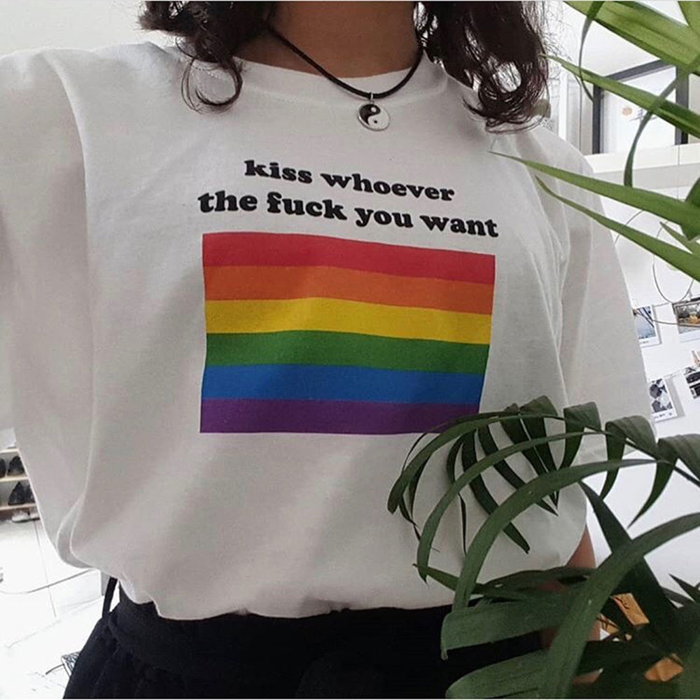 

Kiss Whoever You Want LGBT Slogan Gay Lesbian Knitted O-Neck Pride Tee Cut T-Shirt Women Unisex Men Women T-Shirt Funny, White;black