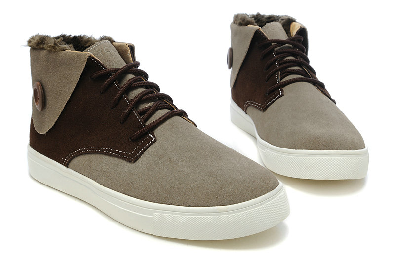 mens 7.5 shoes in women's