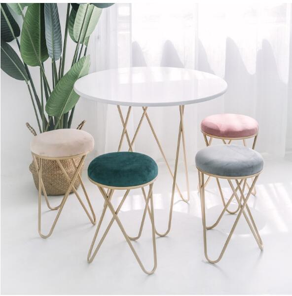 

Iron Art Cosmetic Bench dressing chair Nordic Restaurant Bench Sofa, tea table and stool Ins creative small stool for shoes stools