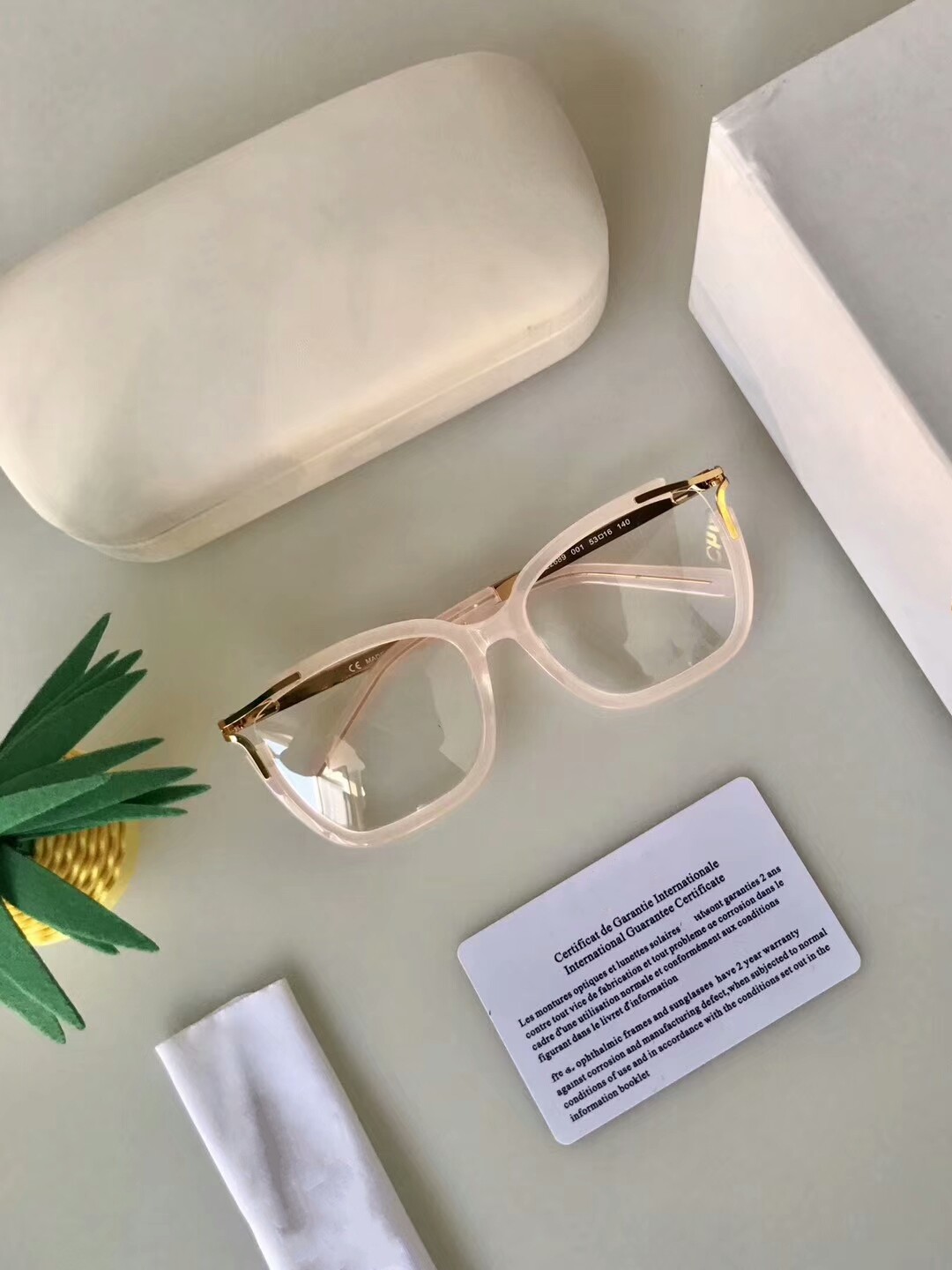 

luxury- frame women men brand designer eyeglass frames designer brand eyeglasses frame clear lens glasses frame oculos with case 2689