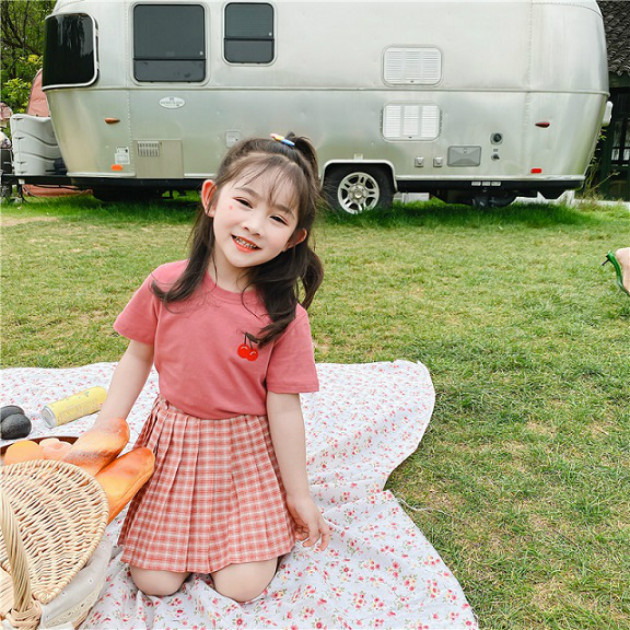

Girl Designer Clothing Sets Fashion Kids Girls Embroidery Short Sleeve T-shirts + Pleated Skirt Children Suits Summer 2020 Two Pieces, Pink