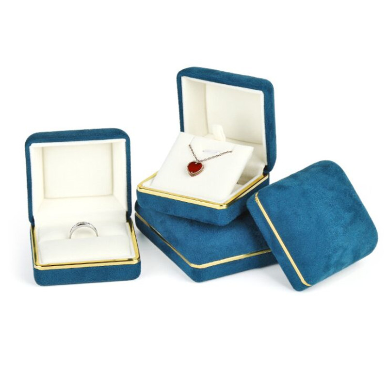 

Necklace /ring box high quality 7.2x6.6x5cm bule color fashion style velvet display case jewelry -accessories bracelet gift box