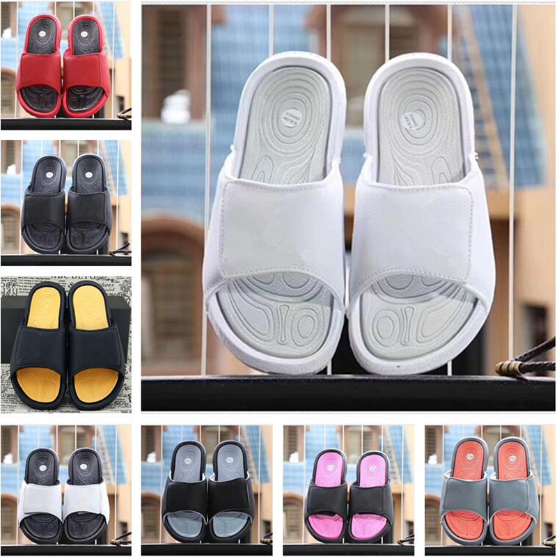 

2019 Designer Rubber slide sandal Floral brocade men slipper Gear bottoms Flip Flops women striped Beach causal slipper