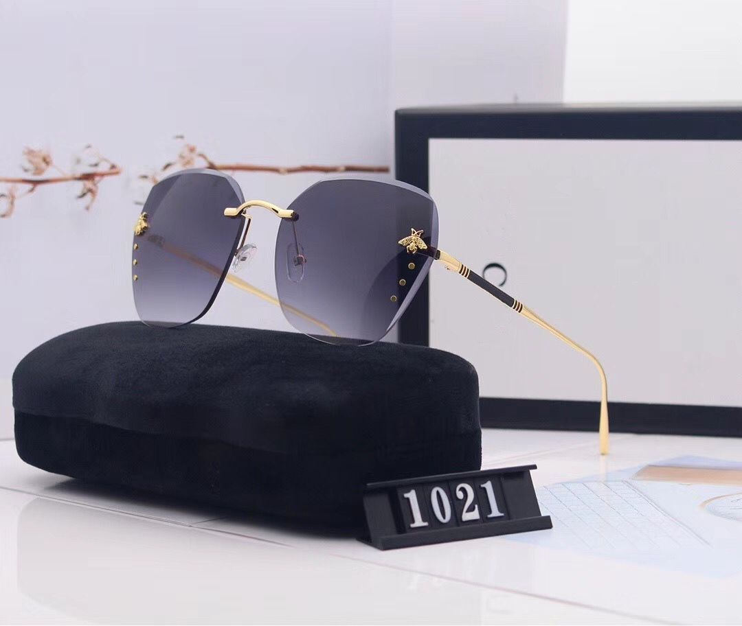 

2020 New Polorized Glasses Designer Sunglasses Luxury Sunglasses Brand for Mens Womens Adumbral Glasses 6 Colors High Quality with Box. 1021