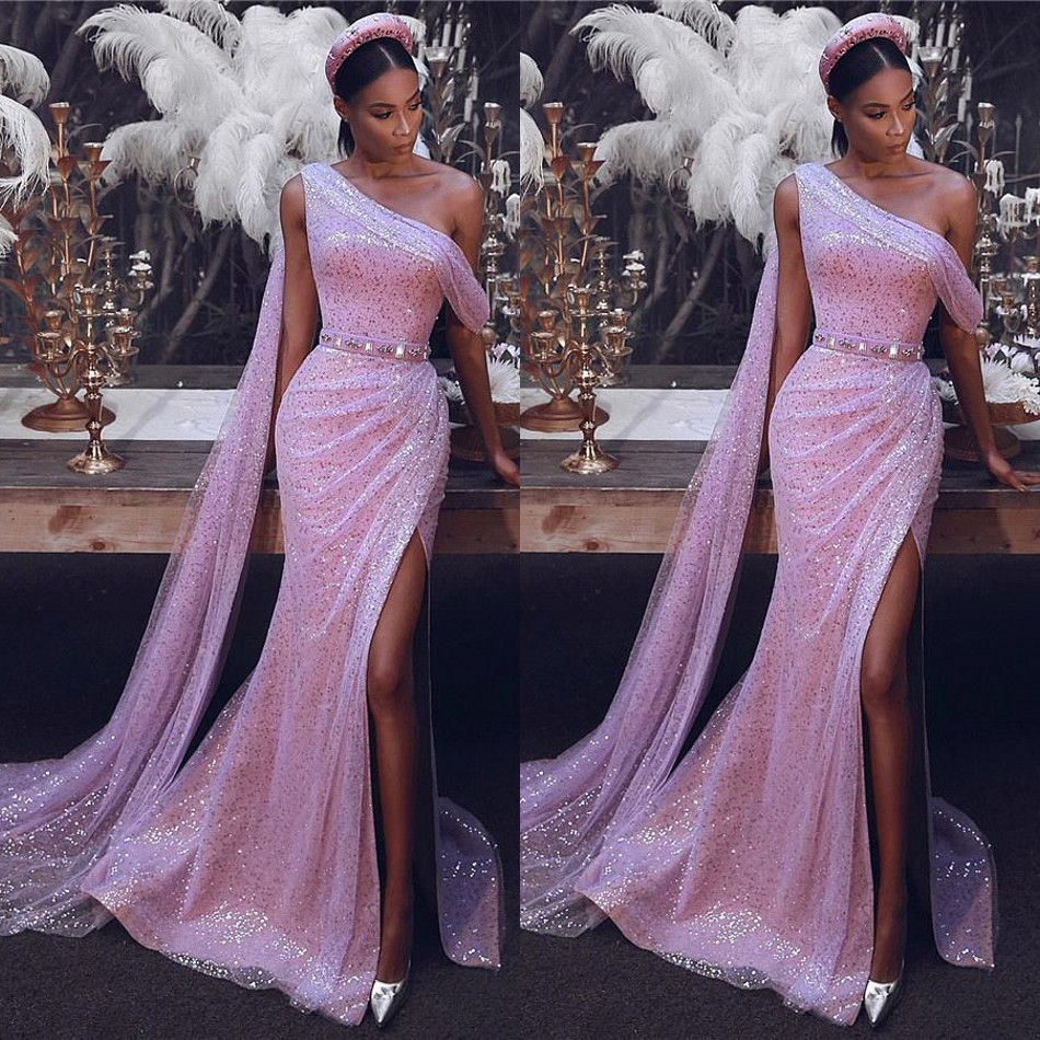 

2020 Sexy PInk Split Side Prom Dresses One Shoulder Mermaid Sequins Arabic Evening Gowns Backless Fashion Party Dress BC2410, Lilac