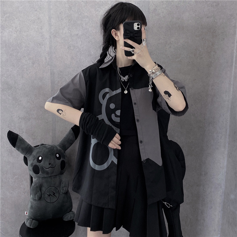 

apanese Ukiyo-E Harajuku Splice Turn-Down Graffiti Black Bear Cartoon Print Woman Blouse 2020 Summer Hip Hop Vintage Lady Tops