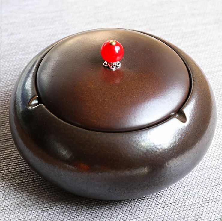 

Ashtray ceramic tang poetry In ancient hand-painted large ashtray individual fashion business gifts Additional functions for gift occasions