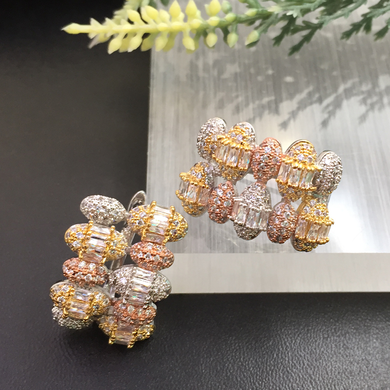

Hoop & Huggie Lanyika Fashion Jewelry Abstract Artistical Look Ear Loops Micro Plated Banquet Wedding Earrings Romantic Bridal Daily Gift