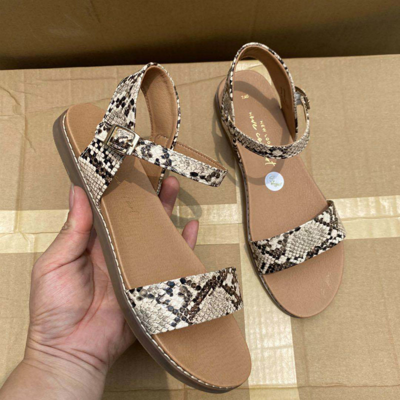 

2020 Summer Trend New Women Shoes Simple Word with Open Toe Flat Fashion Casual Roman Female Comfort Leather Sandals Size 36-41, Black