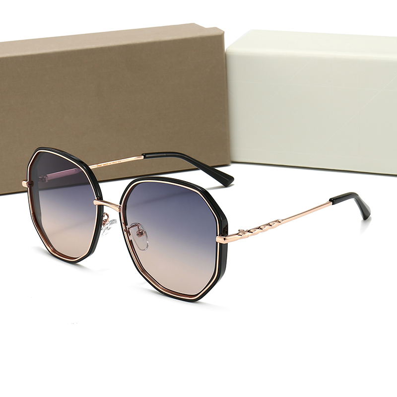 

2020 High quality luxury WOMEN retro big frame brand designer vintage Eyewear Sun glasses For women shade Fashion UV sunglasses with case, White;black