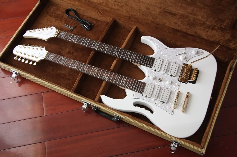 

Rare Alpine White Double neck 7v Electric Guitar 12 strings 6 strings double neck China guitar