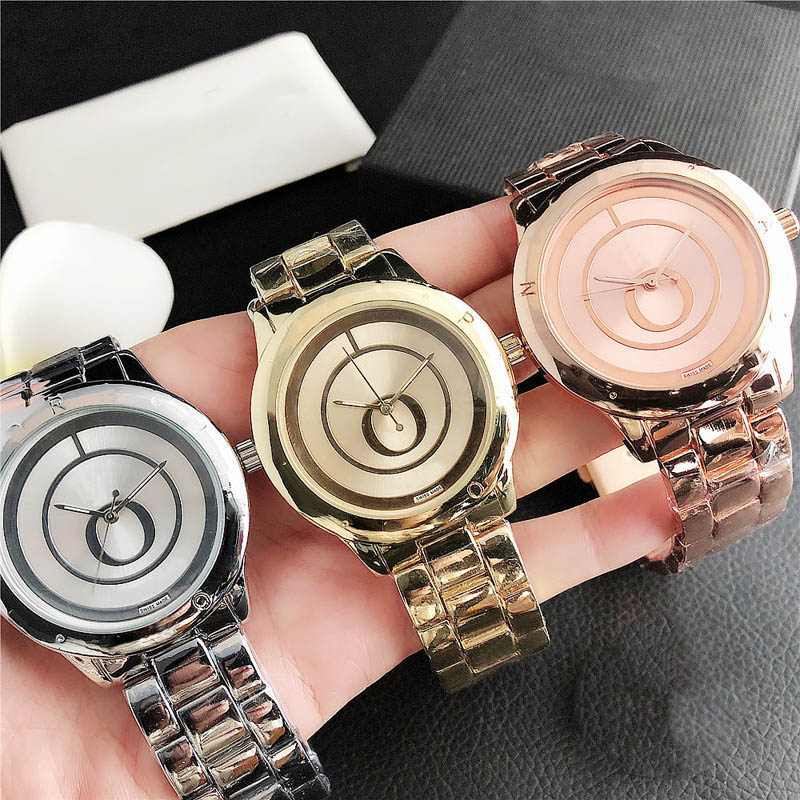 

Fashion Brand Watches Women Ladies Girl Big Letters Style Metal Steel Band Quartz Wrist Watch P75, Gold silver