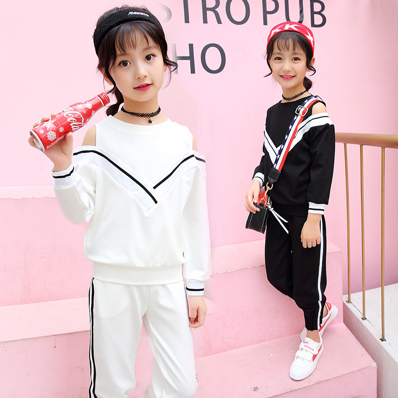 

New Kids Designer Tracksuits Fashion Big Girls Sports Suits Off Shoulder Black and White Clothing Set Teenage Tracksuit Kids Sportswear A20