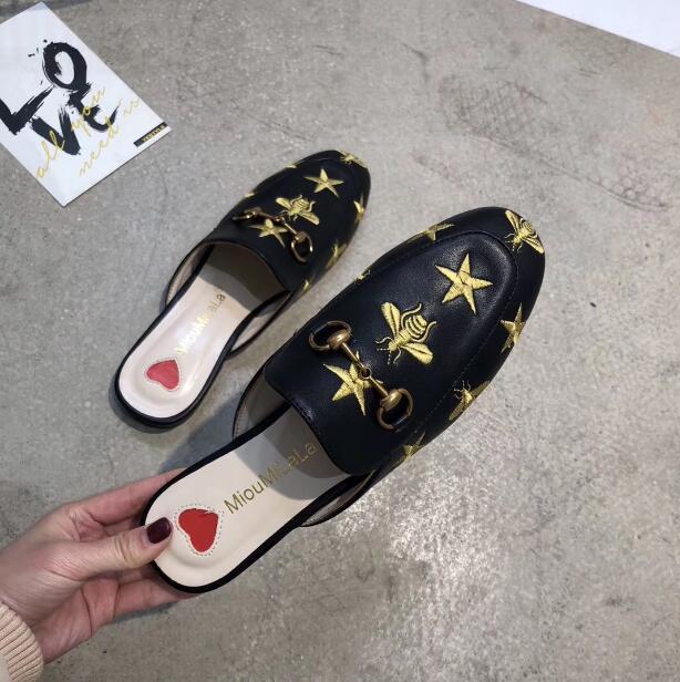 

Hot Sale-etown Women Slippers Luxury Designer Fashion Genuine Leather Loafers Shoes Metal Chain Ladies Casual Mules Flats N464, Black flower