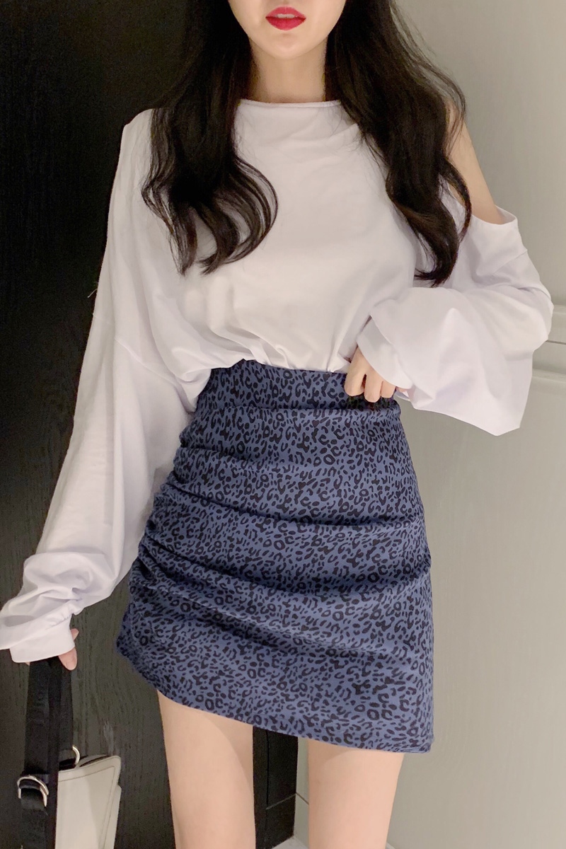 skirt women's clothing store